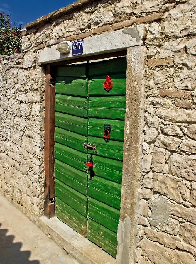 Studio Apartment In Susak With Air Conditioning, Wi-Fi クロアチア