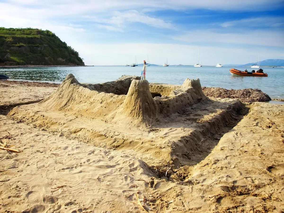 Studio Apartment In Susak With Air Conditioning, Wi-Fi クロアチア
